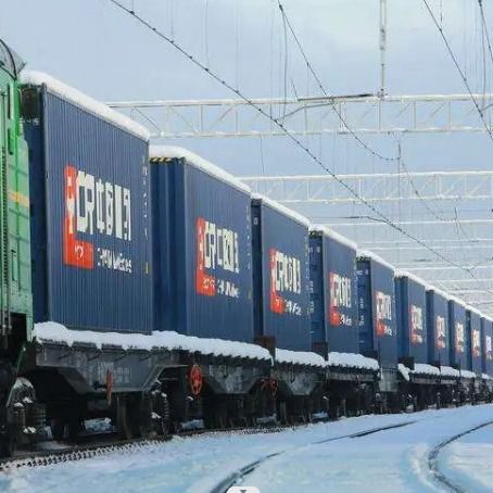 Çin'den İrlanda'ya Demiryolu Nakliyesi İsveç Kapıdan Kapıya Nakliye Uluslararası