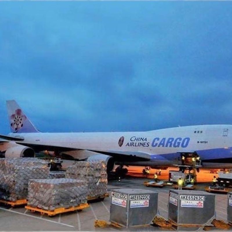 UPS Kapıdan Kapıya Hava Kargo Teslimatı Şanghay'dan Malezya'ya Nakliye Uçuşları